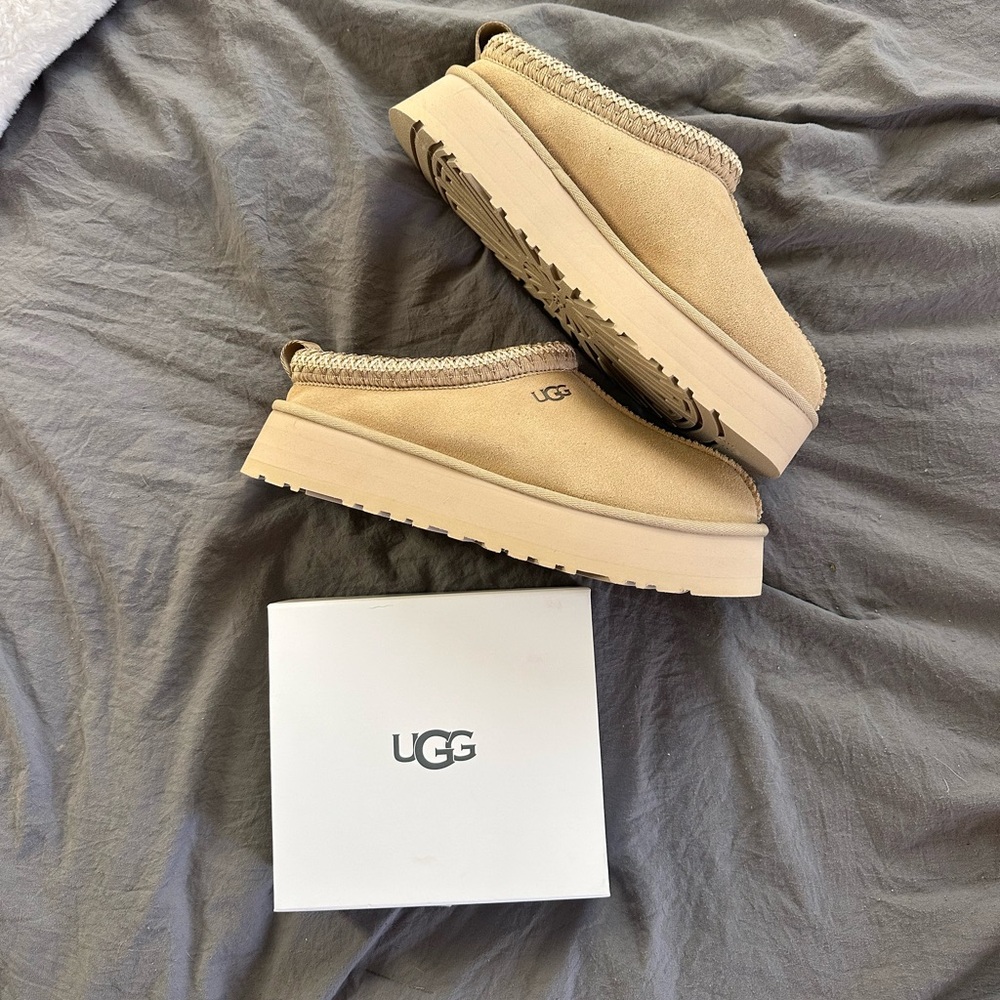 UGG Tazz Mustard Seed with cleaning kit